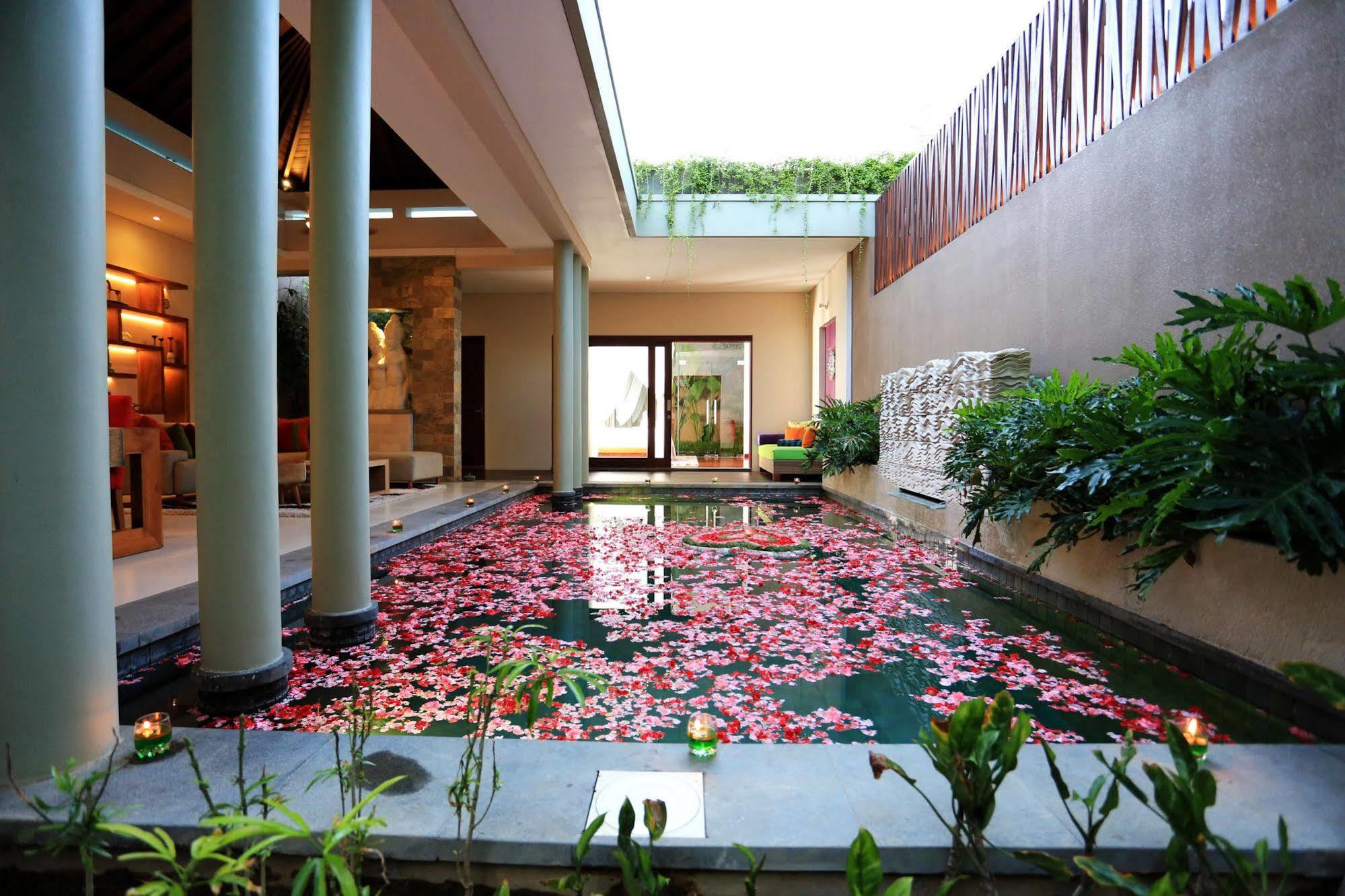The Kasih Villas & Spa Seminyak Exterior foto